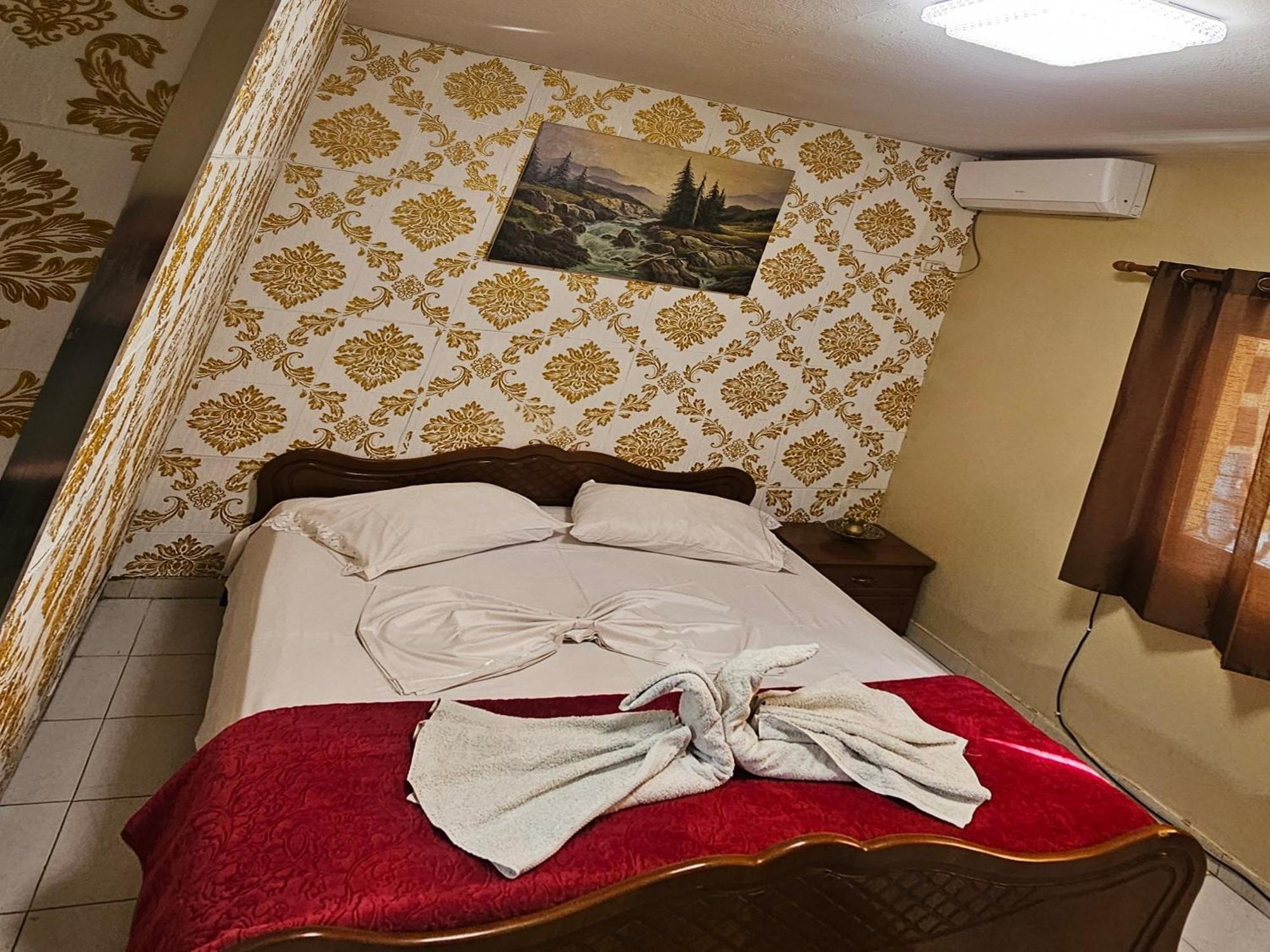 Dafina Hotel Tirana Værelse billede