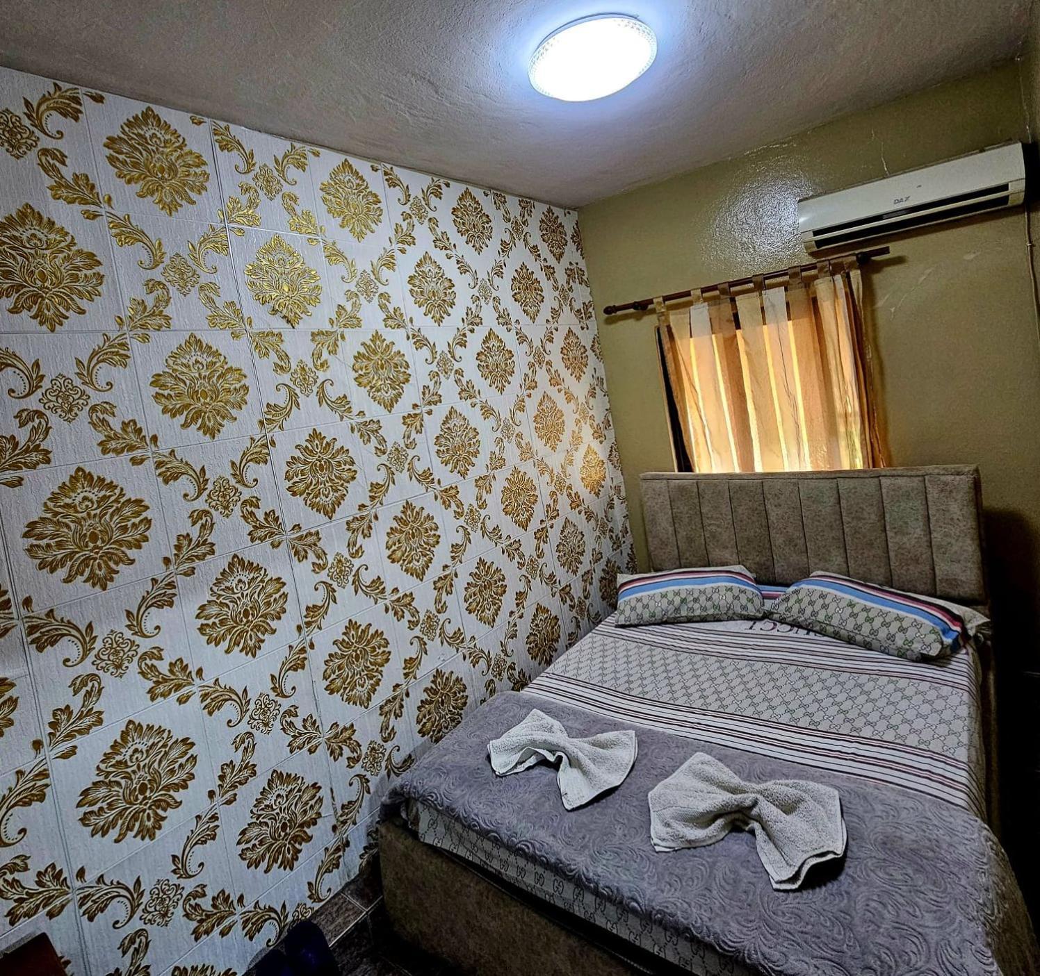 Dafina Hotel Tirana Eksteriør billede