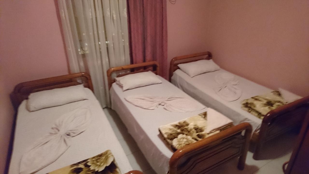 Dafina Hotel Tirana Eksteriør billede