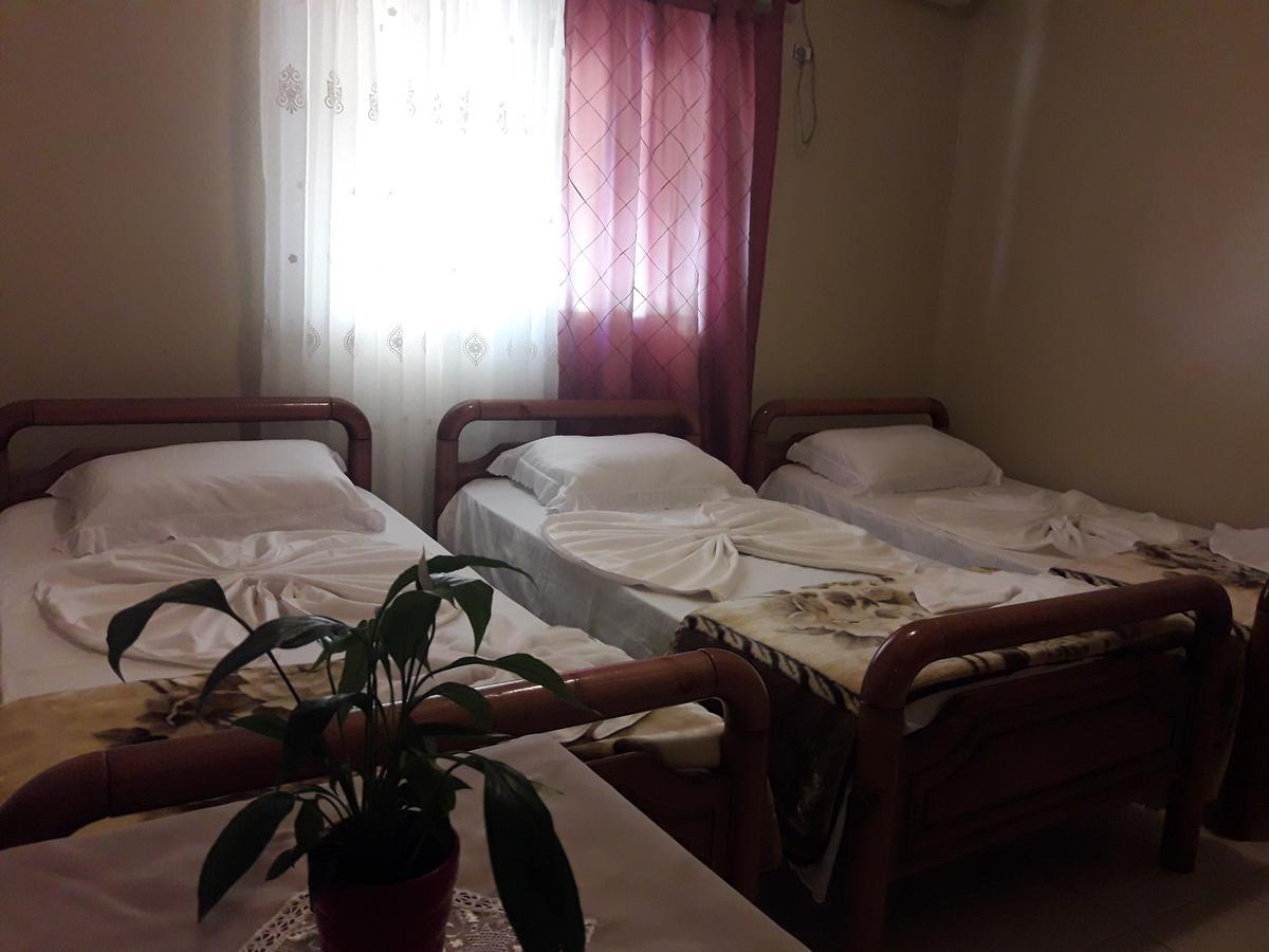 Dafina Hotel Tirana Eksteriør billede